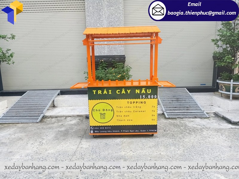 tủ gỗ bán trái cây tự chọn