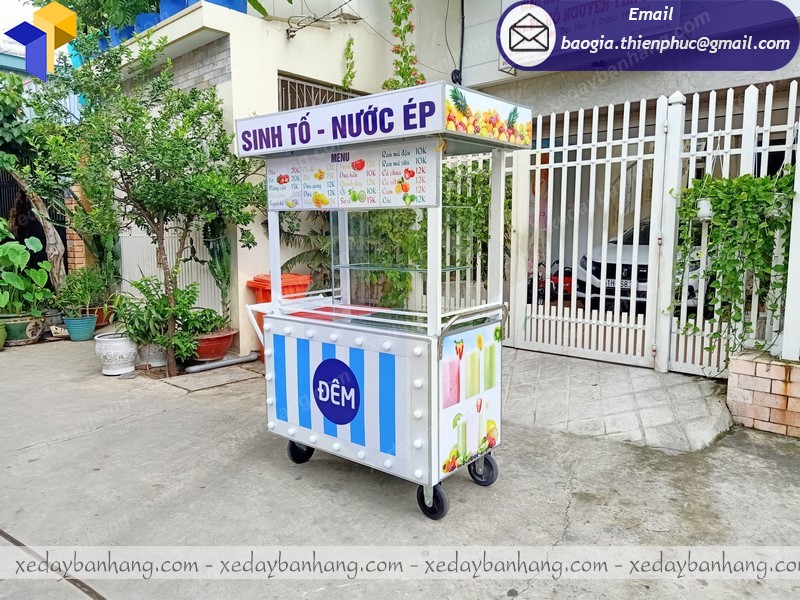 giá tủ bán sinh tố