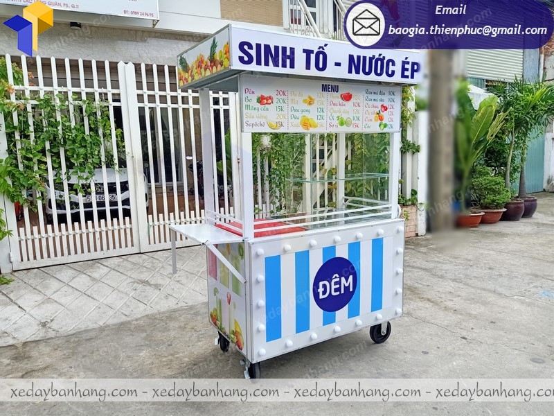 quầy bán sinh tố