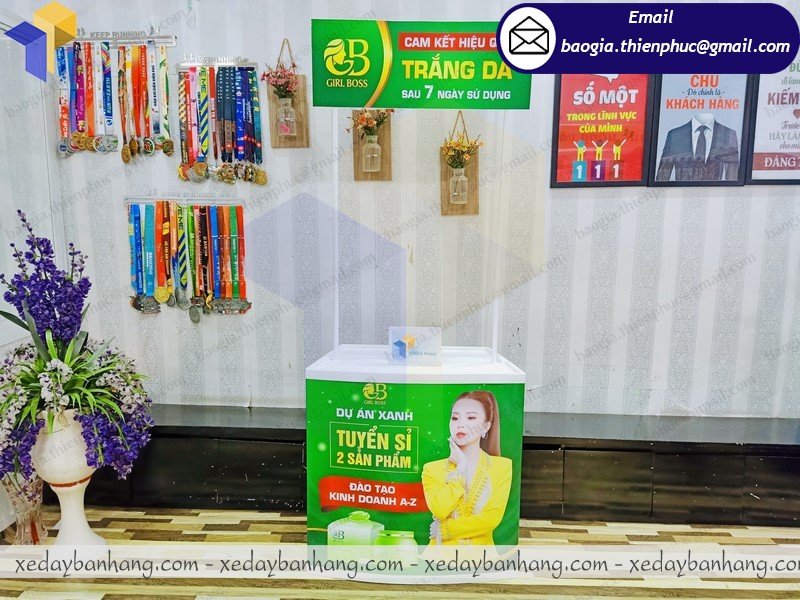 báo giá booth nhựa sampling bigsize
