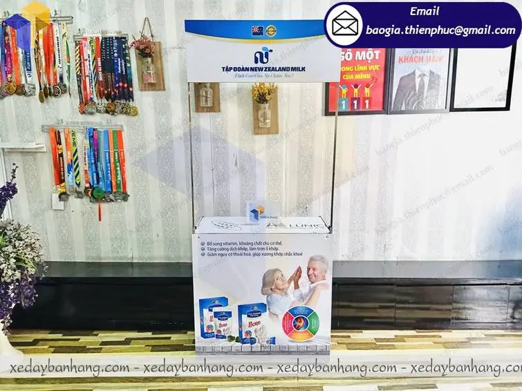 báo giá quầy sampling siêu thị