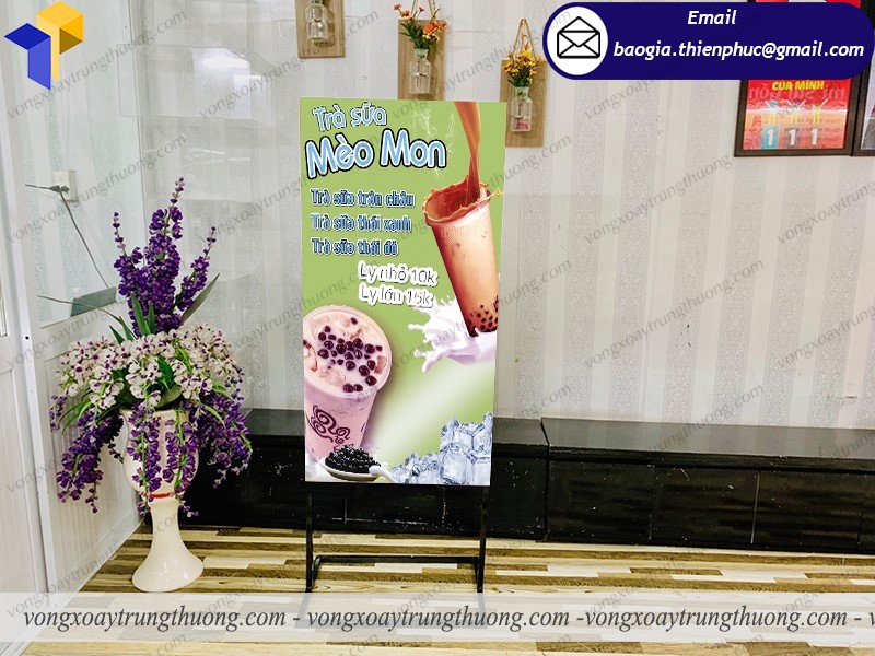 báo giá standee 2 mặt trà sữa hcm