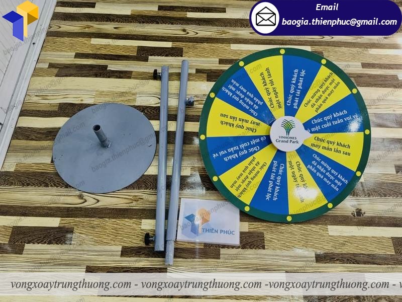 báo giá vòng quay trúng thưởng chân đứng