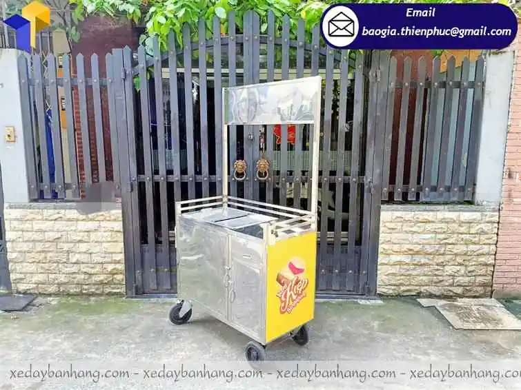 báo giá xe bán kem kẹp di động