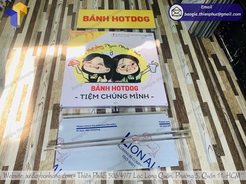 booth bán bánh HOTDOG đẹp