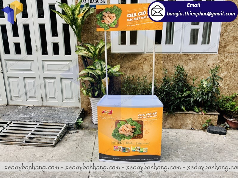 booth nhựa bán chả giò giá rẻ