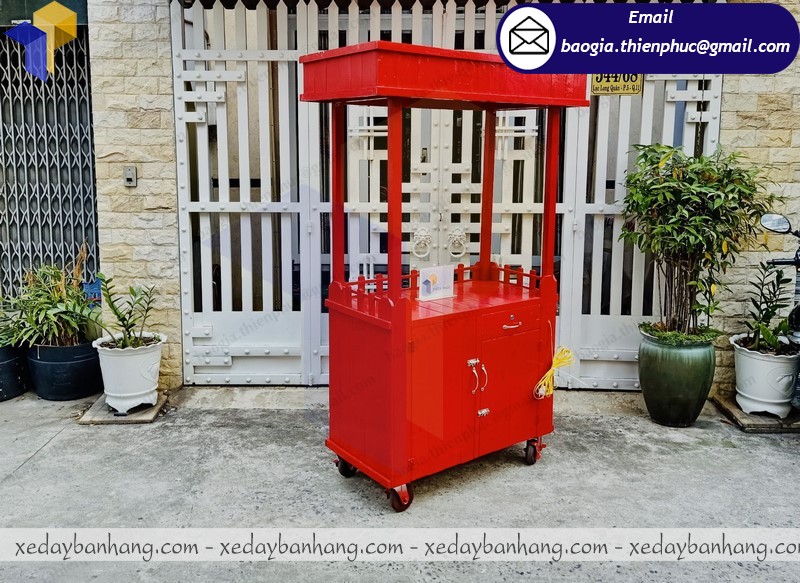 đặt làm xe bán xiên que bằng gỗ giá rẻ theo yêu cầu