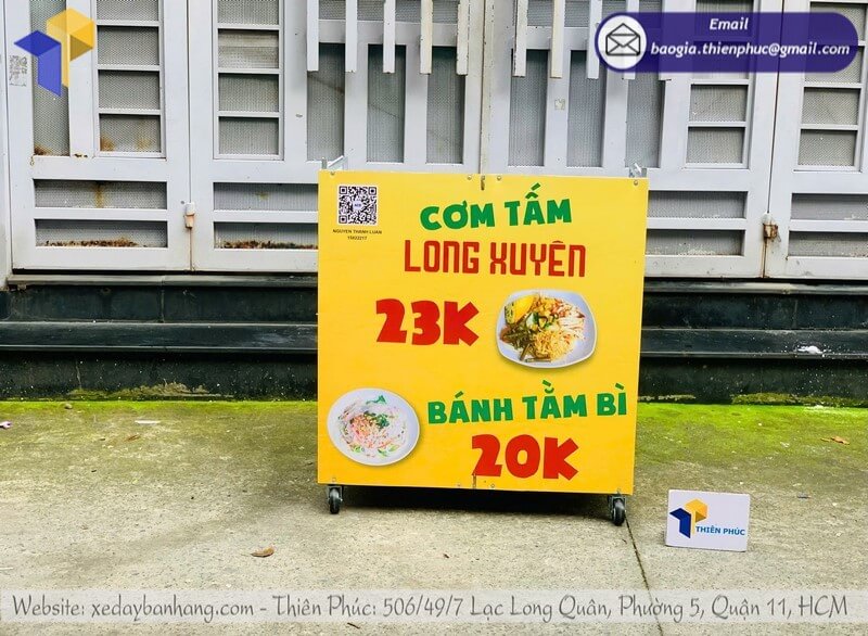 Đặt mua kệ bán cơm xếp gọn lưu động rẻ