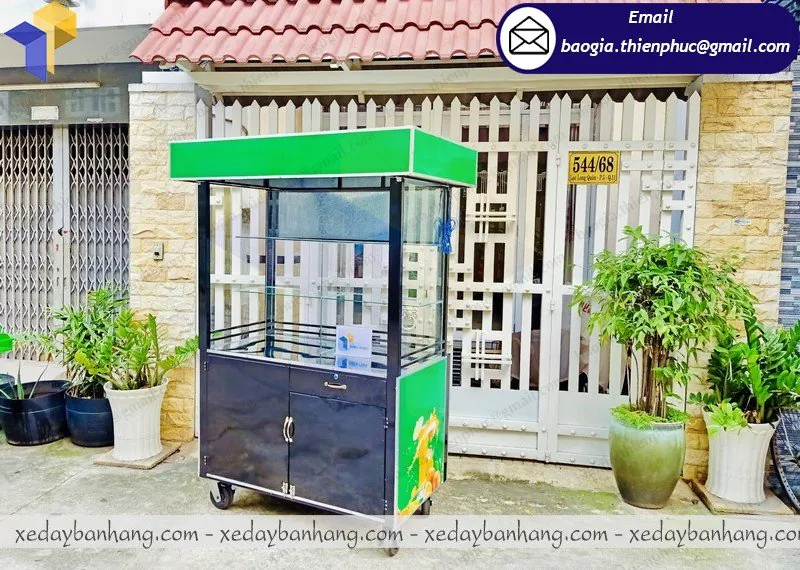 đặt mua quầy bán nước ép nguyên chất