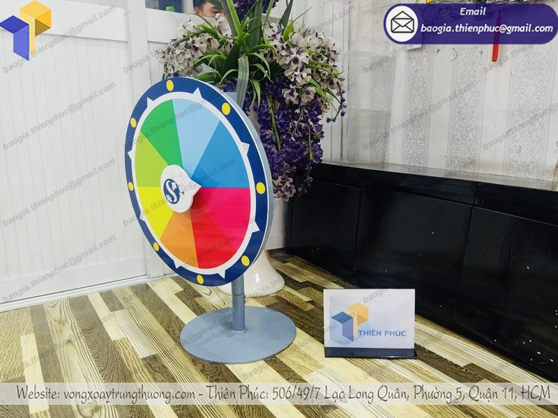 đặt mua vòng quay để bàn tự ghi