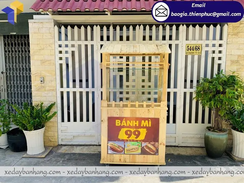 đặt mua xe bán bánh mì kịp thịt nướng