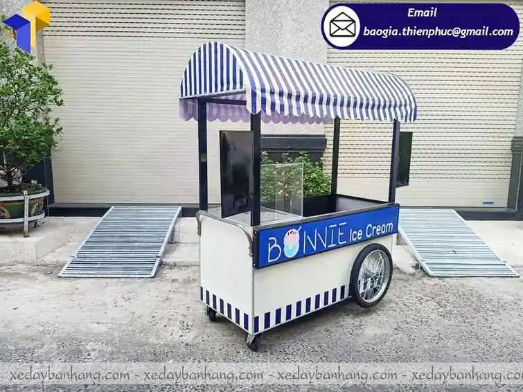đặt mua xe đẩy bán kem đường phố