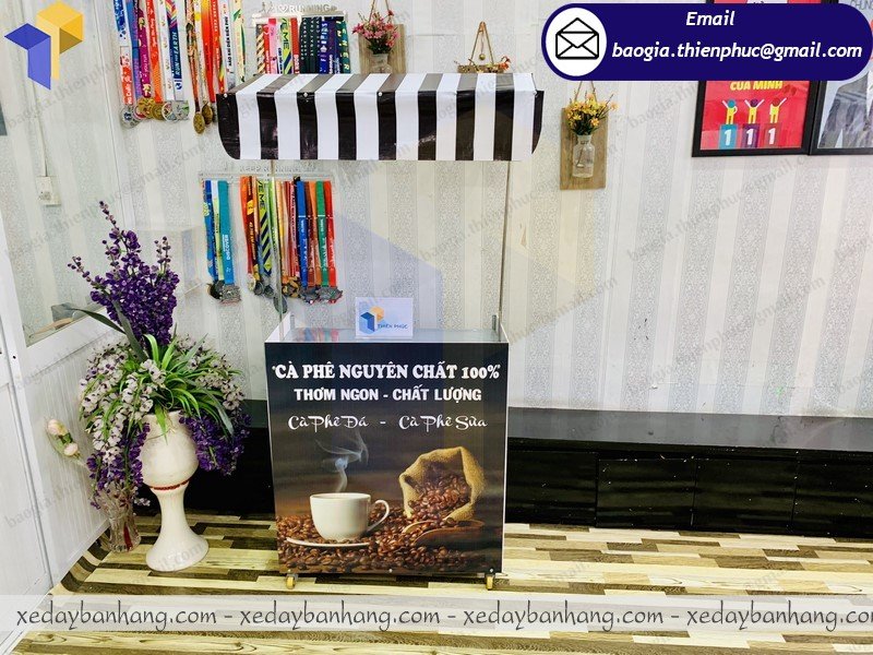 đóng booth lắp ráp bán cà phê nguyên chất đẹp
