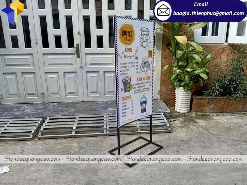 khung chân standee hai mặt