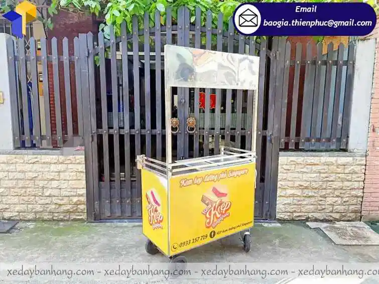 mô hình xe bán kem kẹp di động