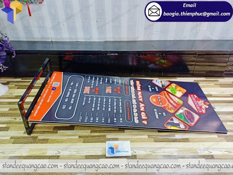 mua standee khai trương quán ăn