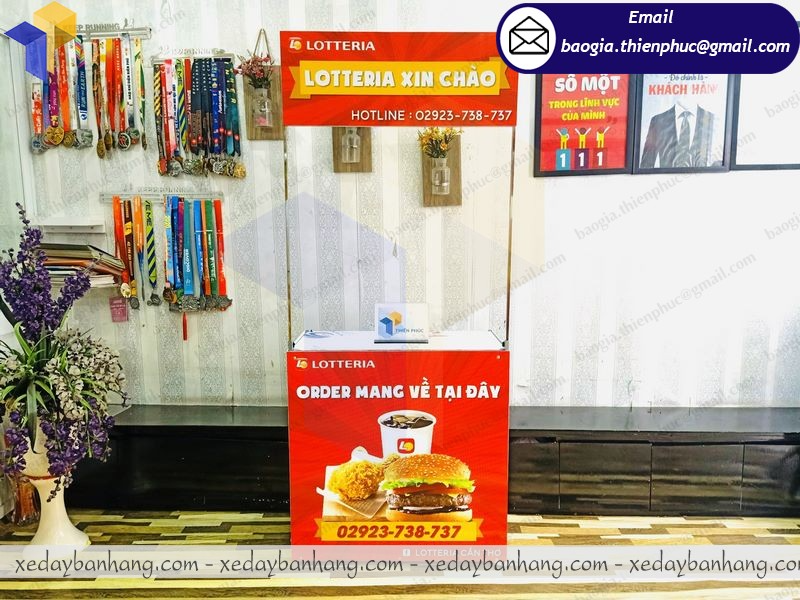 quầy bán hamburger di động đẹp