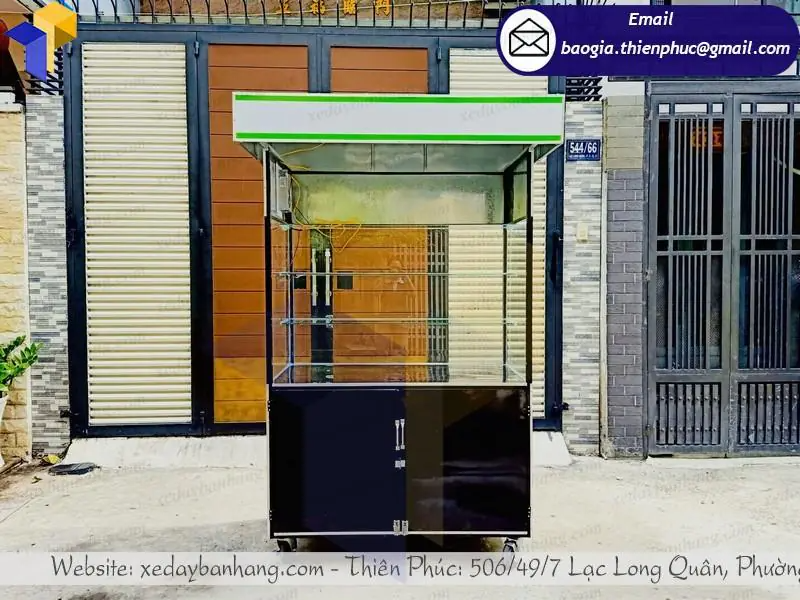 quầy bán trái cây tô bằng sắt