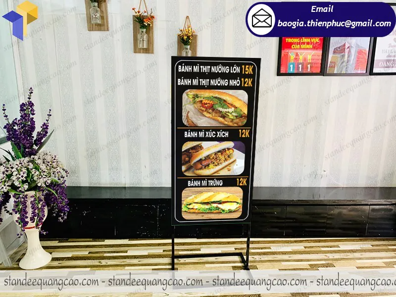 standee chân khung sắt giá rẻ mua ở đâu