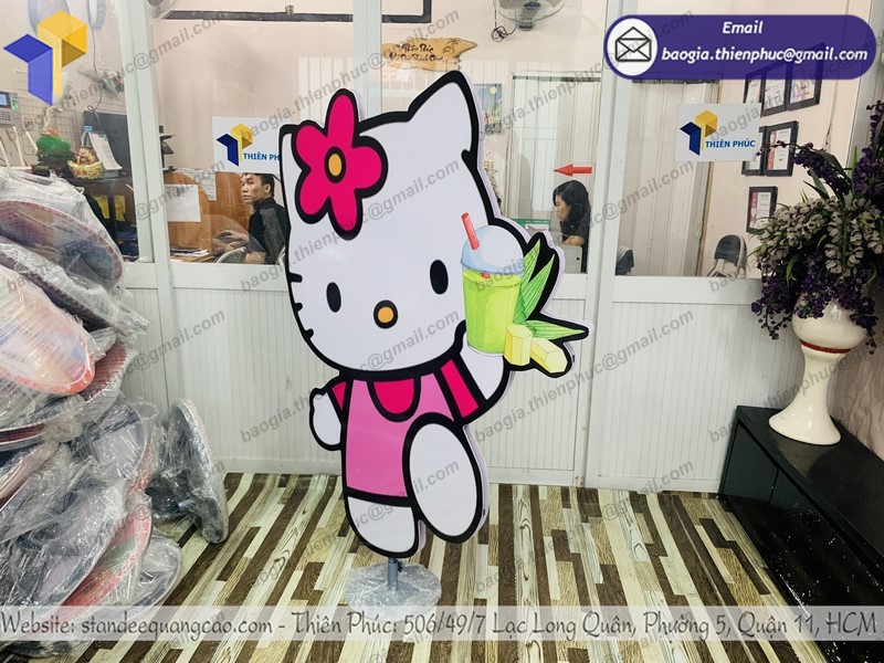 Standee mô hình HELLO KITTY uy tín