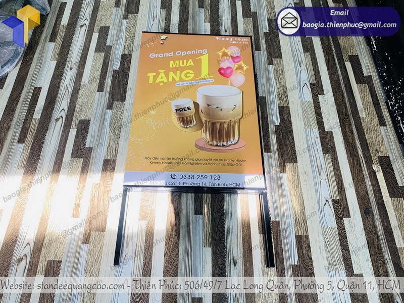 standee khai trương chữ A đẹp