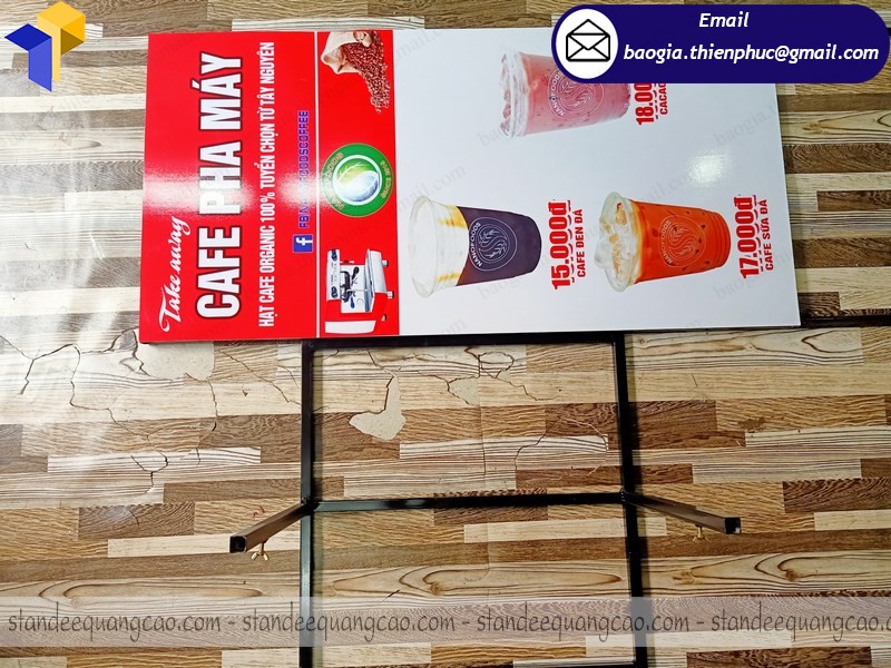 Chân standee 2 mặt ở đà nẵng