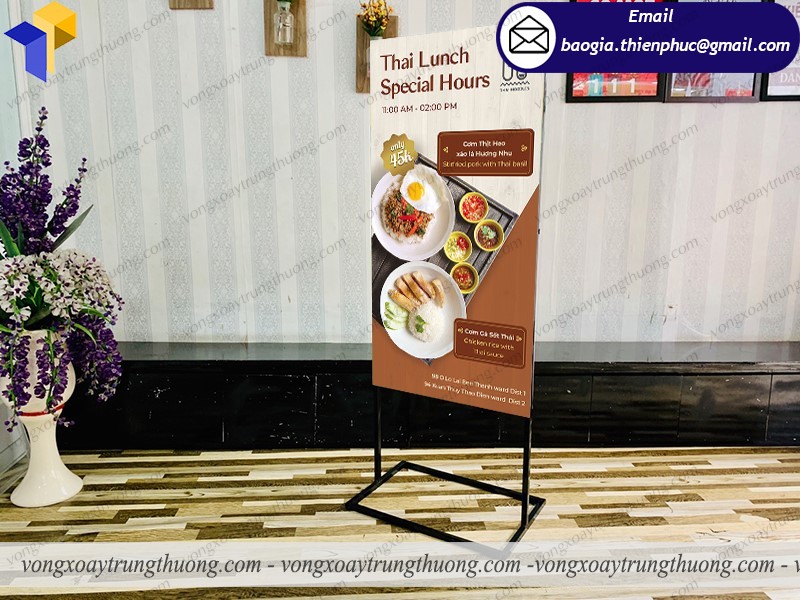 standee quảng cáo ẩm thực thái lan giá rẻ