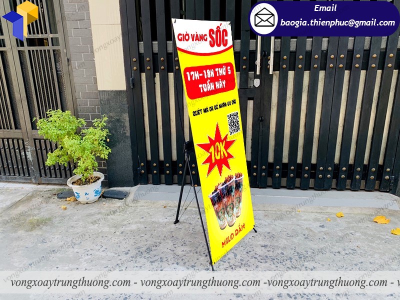 standee quảng cáo chương trình giảm giá đẹp