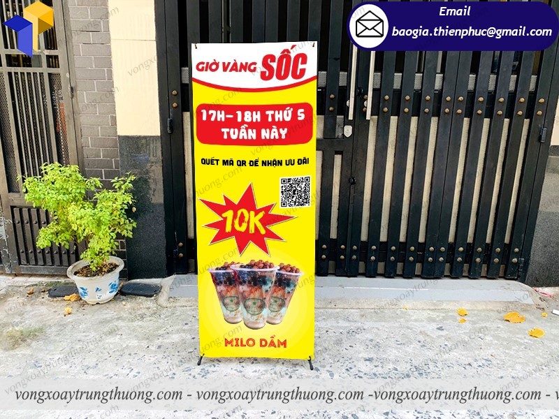 standee quảng cáo chương trình giảm giá giá rẻ