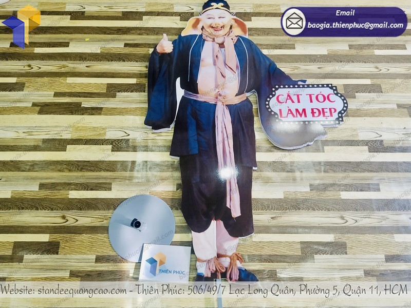 standee quảng cáo mô hình độc lạ