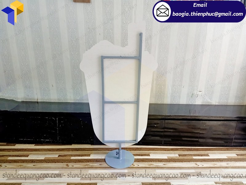 standee mô hình ly trà sữa khổng lồ tây ninh