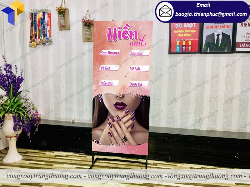 standy 2 mặt tiệm spa