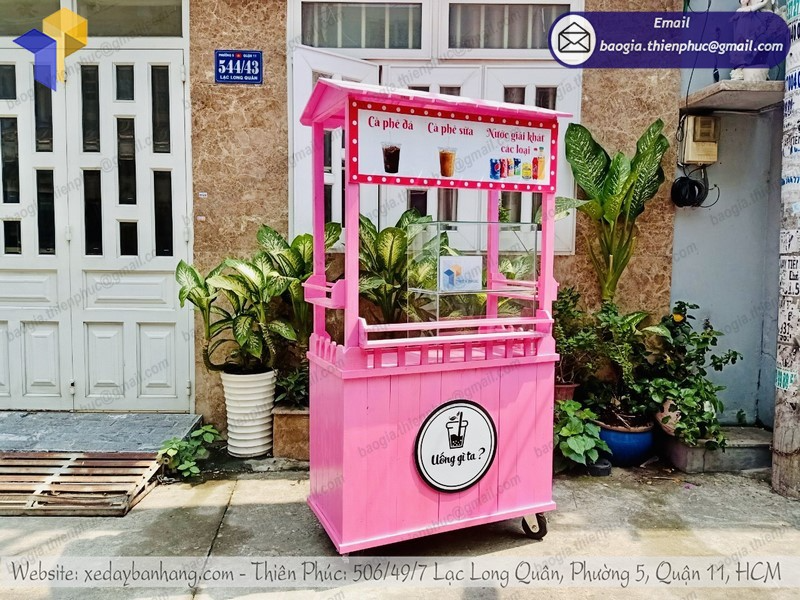 thiết kế quầy cà phê bằng gỗ