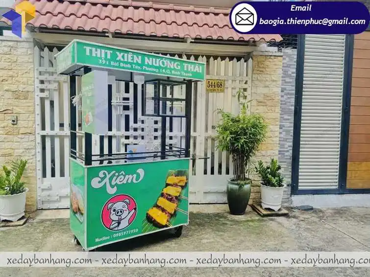 thiết kế tủ bán xiên que di động