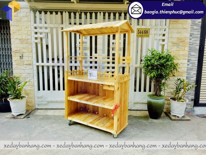 thiết kế tủ gỗ bán nước cam lưu động