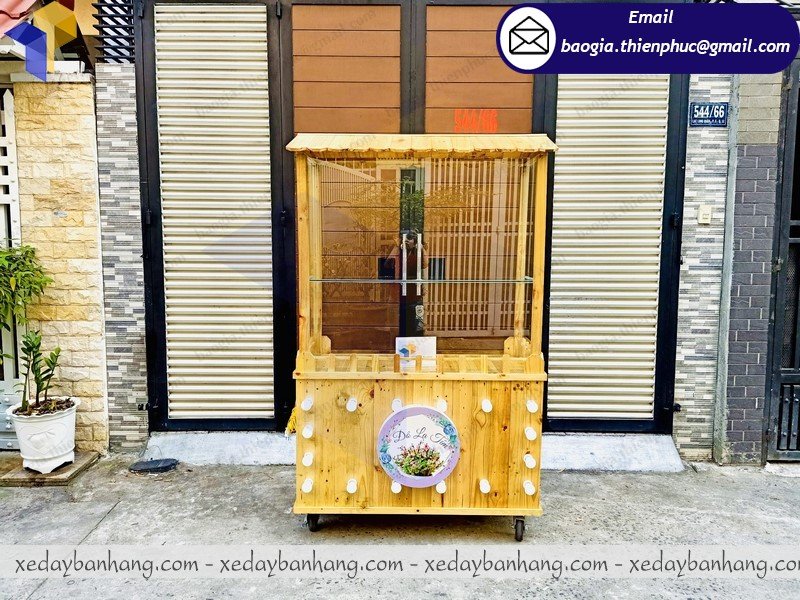 thiết kế xe gỗ bán cafe sữa đá