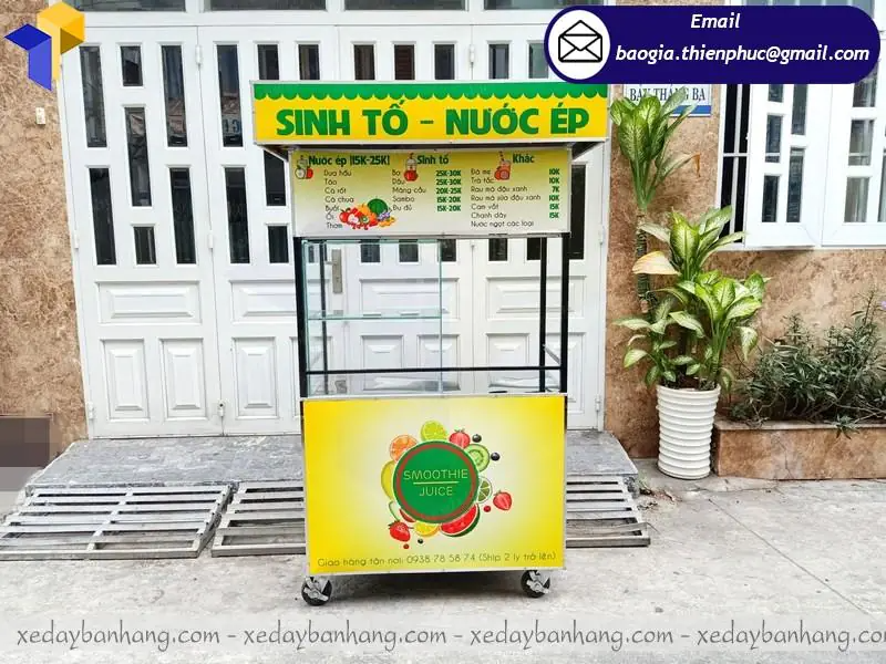 tủ bán sinh tố nước ép hoa quả lưu động