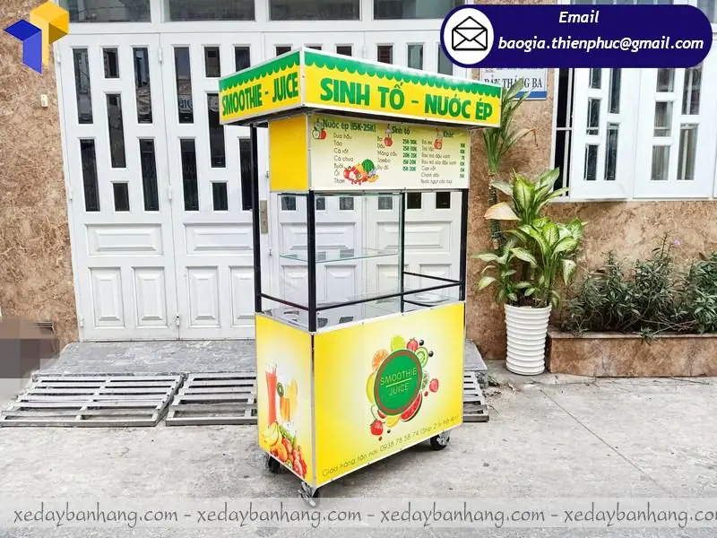 tủ bán sinh tố nước ép hoa quả tự chế