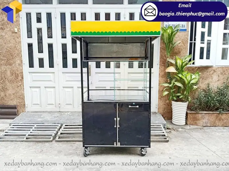 tủ bán sinh tố nước ép hoa quả