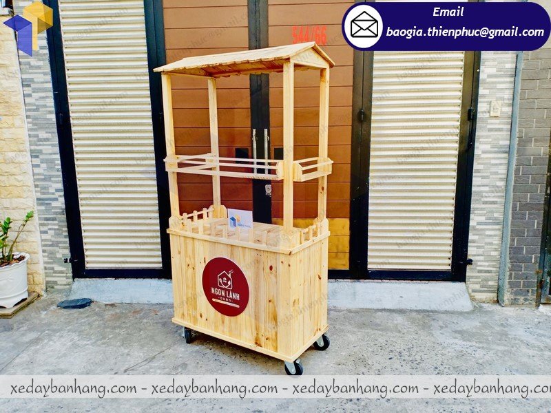 tủ gỗ bán đồ ăn vặt giá bao nhiêu