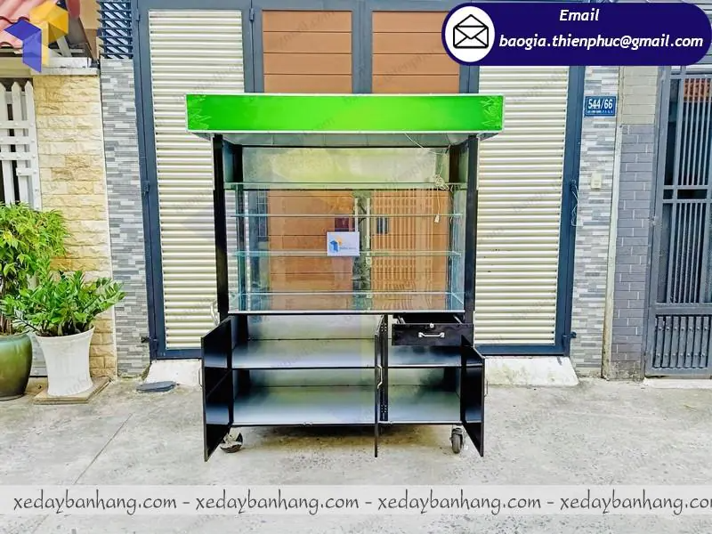 tủ kiếng bán sinh tố trà sữa