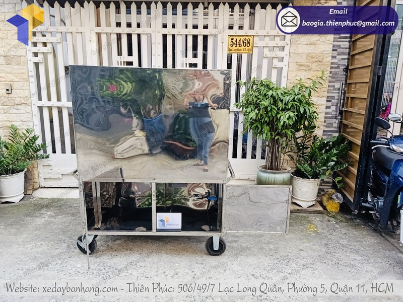 tủ sắt bán xiên nướng