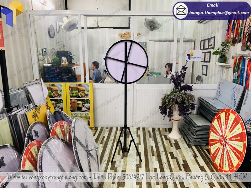 vòng quay may mắn chân xếp rẻ
