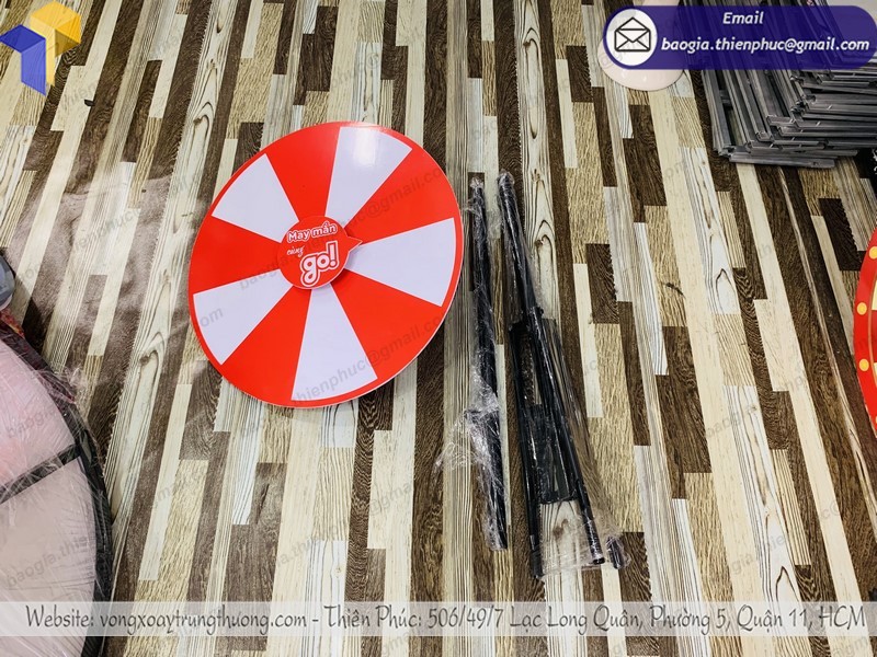 vòng quay may mắn chân xếp