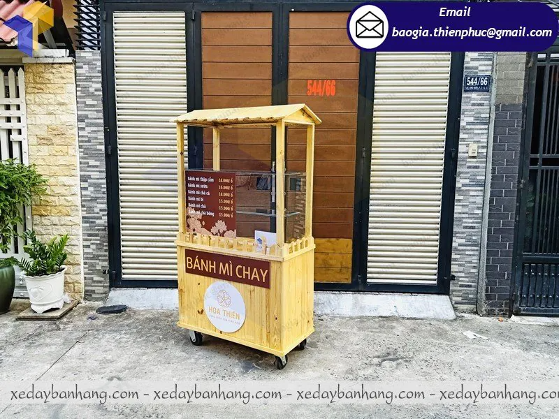 xe bán bánh mì chay cao cấp