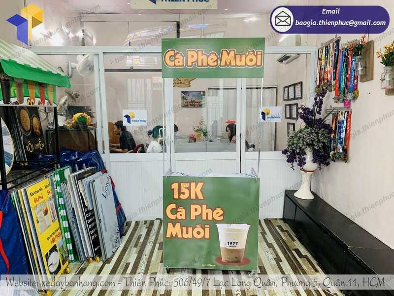 xe bán cà phê vỉa hè