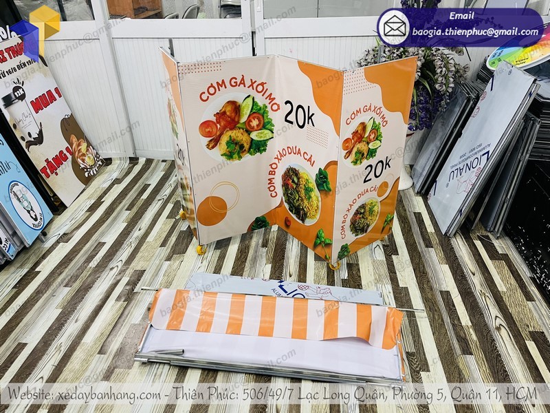 xe bán cơm gà xối mỡ lắp ráp