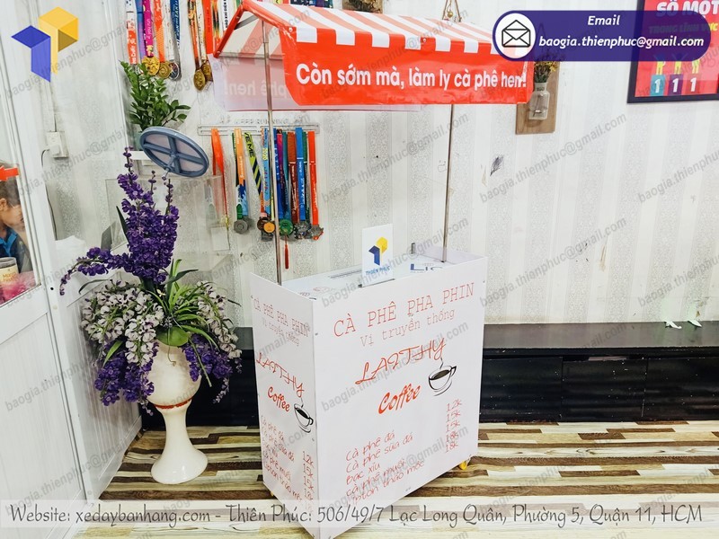 xe bán nước vỉa hè đẹp