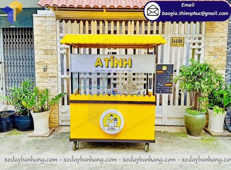 xe bán thức ăn vặt