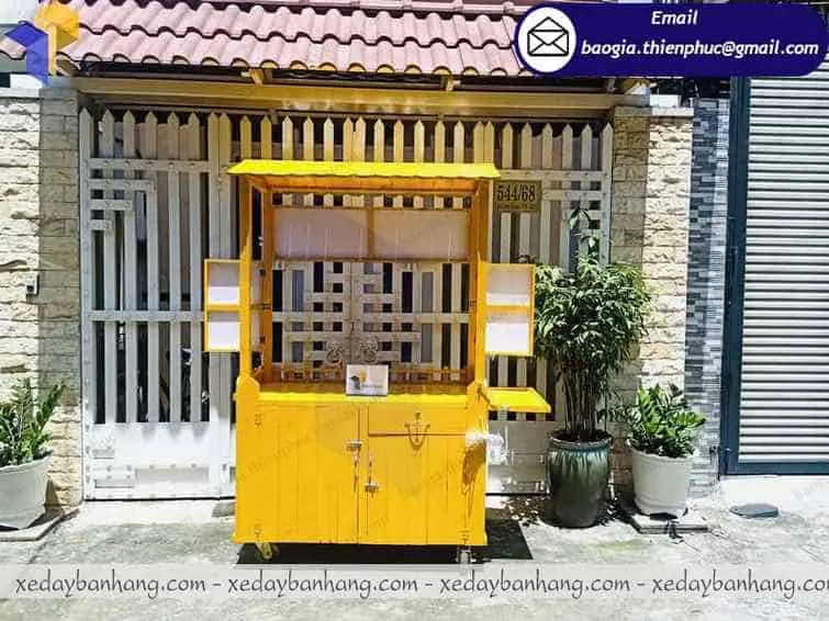 xe đẩy bán nước ép hoa quả đẹp